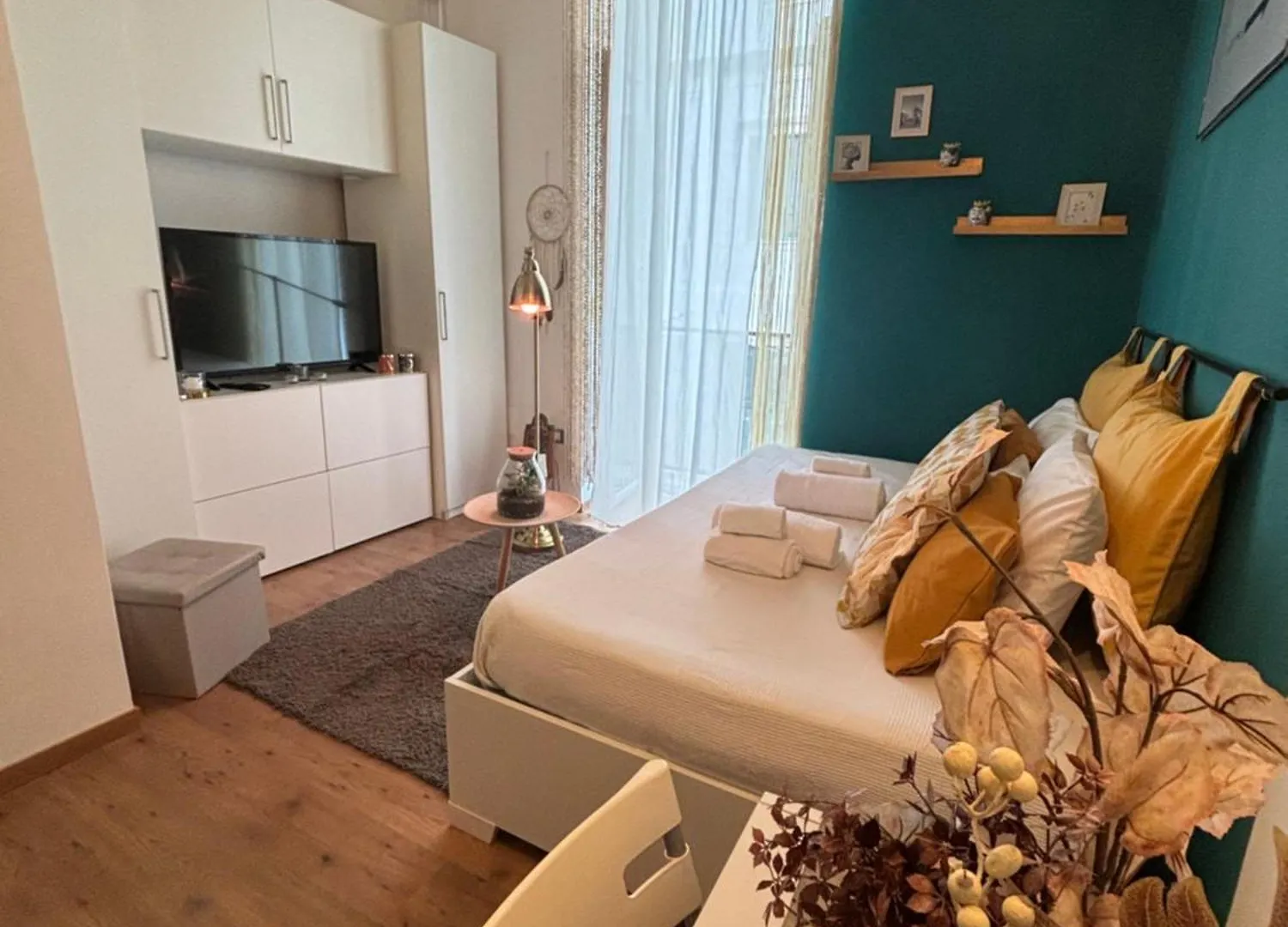 Ad Home نابولي